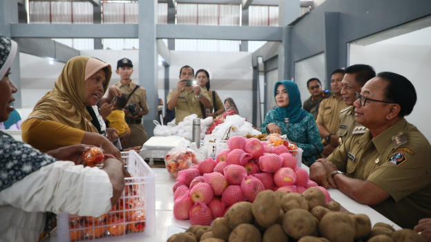 Bupati Blitar Resmikan Pembukaan Pasar Kanigoro yang Baru
