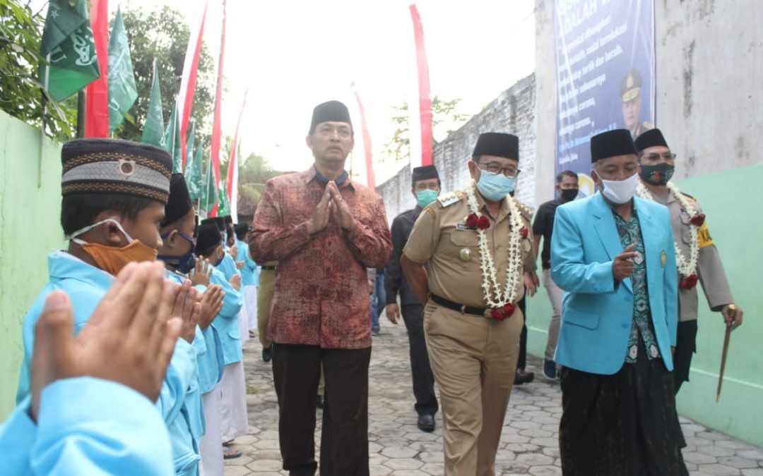 Bupati Rijanto Resmi Launching Pesantren Tangguh Semeru