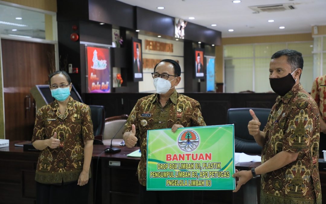 Bahas Pengelolaan Limbah B3 dengan Kementerian LHK, Bupati Rijanto Minta Masyarakat Paham Mengelola Limbah Infeksius dengan Baik