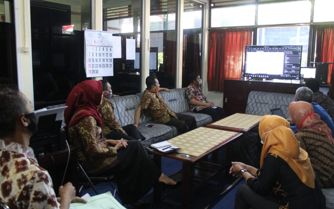 Rapat Koordinasi Sinkronisasi Data PKH BPNT dan Data Bansos di Kabupaten Blitar
