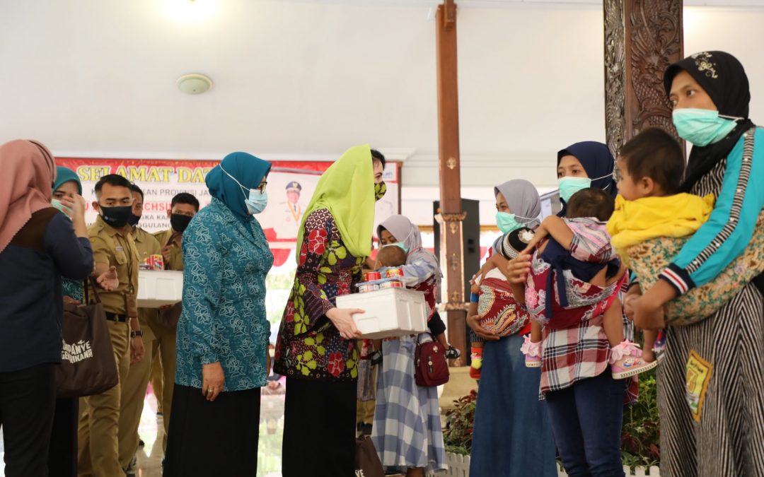 Ketua Forikan Jatim Arumi Bachsin Ajak Warga Blitar Gemar Makan Ikan