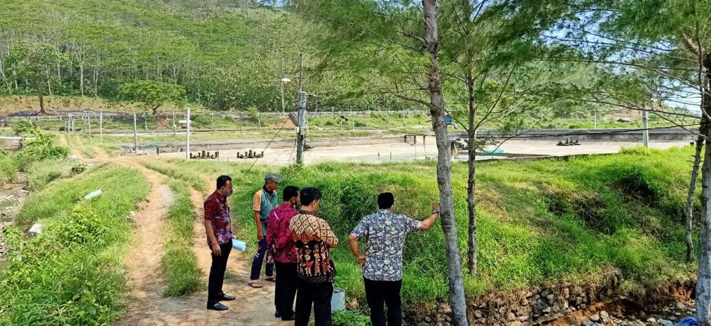 Pemkab Blitar Lakukan Monev Gabungan Perusahaan Tambak Udang