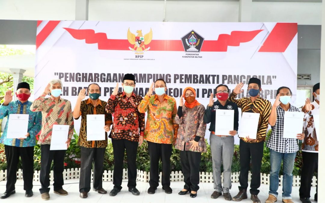 Tiga Kecamatan di Kabupaten Blitar Terima Penghargaan Kampung Pembakti Pancasila dari BPIP