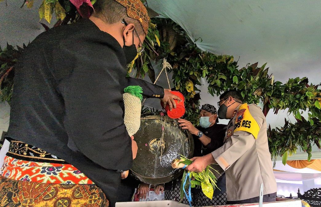 Hindari Kerumunan Massa, Tradisi Siraman Gong Kyai Pradah Digelar Secara Terbatas
