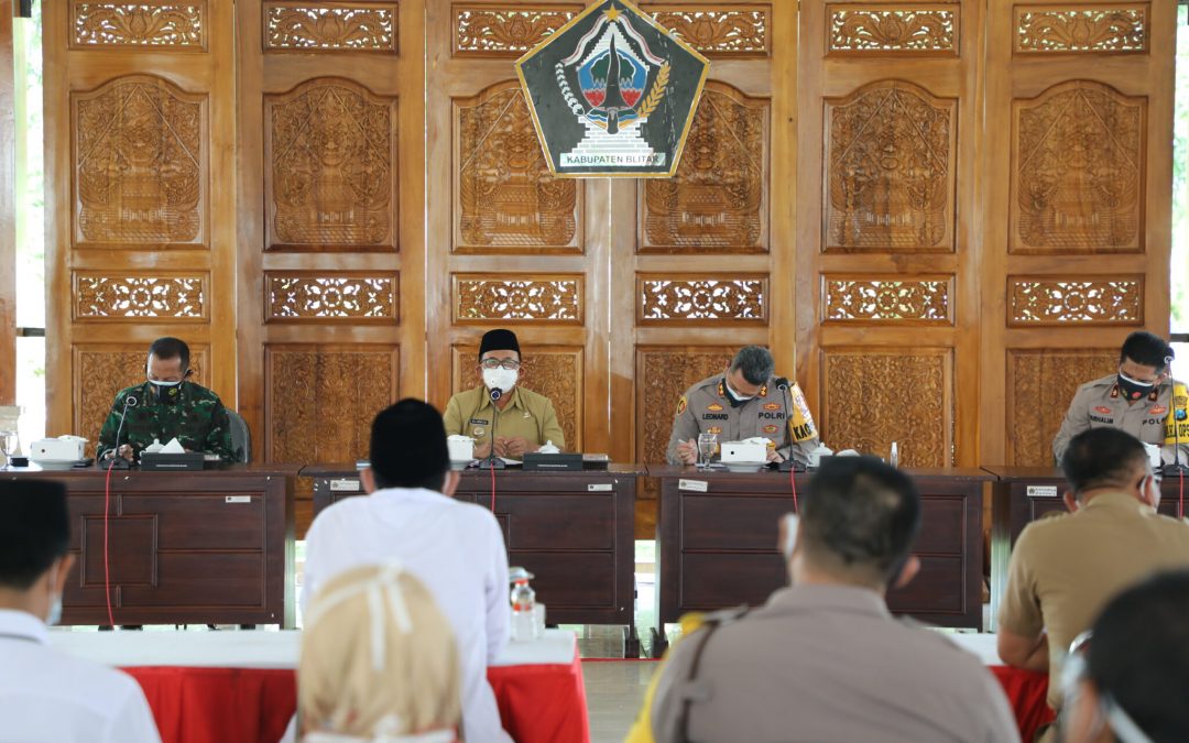Bupati Rijanto Sampaikan Pentingnya Gotong Royong dalam Menurunkan Penyebaran Covid-19