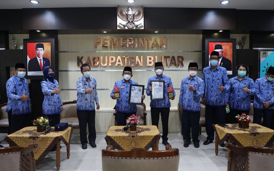 Pemkab Blitar Raih Penghargaan Top Digital Awards 2020