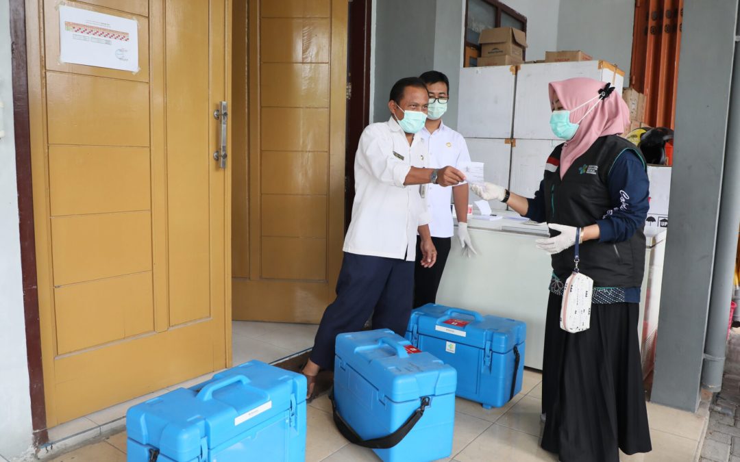 Pemkab Blitar Lakukan Pendistribusian Vaksin Covid-19 Kepada Fasyankes