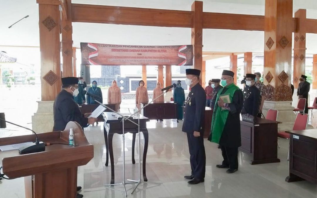 Bupati Rijanto Lantik Penjabat Sekretaris Daerah Kabupaten Blitar