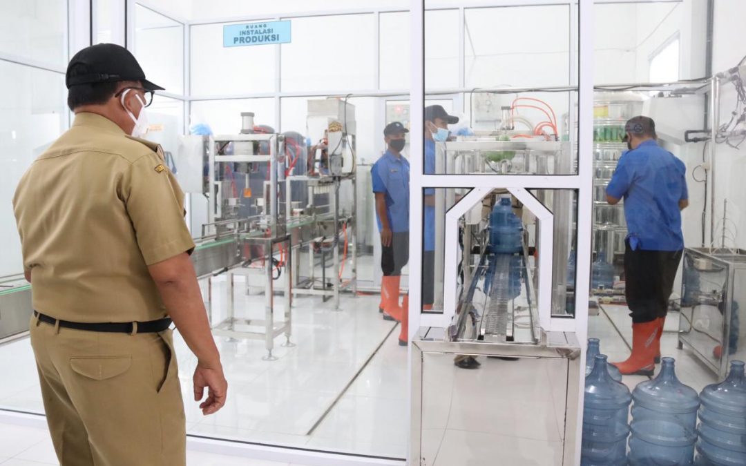Perkuat BUMD, Bupati Rijanto Resmikan Air Minum dalam Kemasan