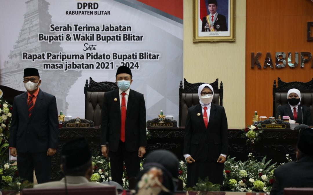 Khofifah Ingatkan 5 Arahan Utama Presiden di Sertijab Bupati Blitar