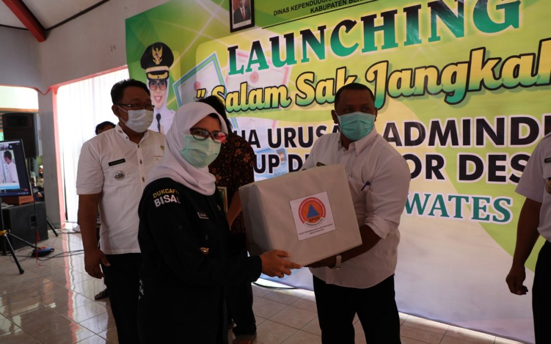 Bupati Blitar Salurkan Bantuan untuk Warga di Kecamatan Wates