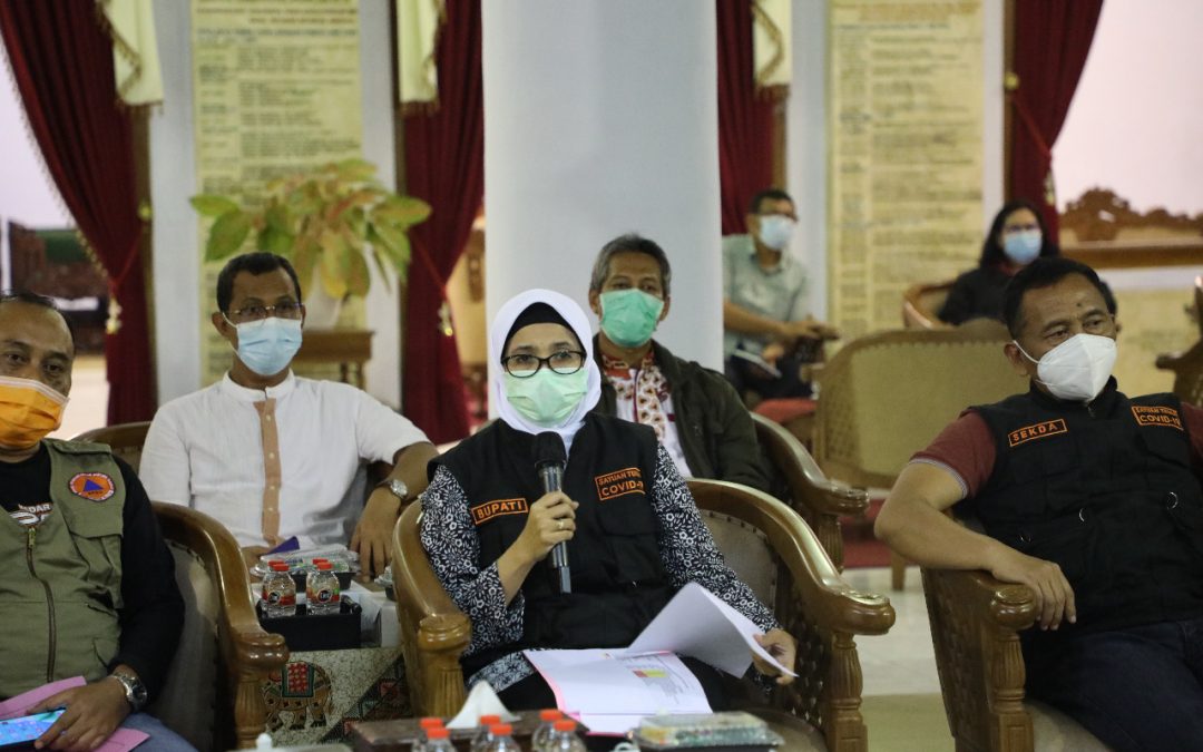 Bupati Blitar Mengikuti Rapat Koordinasi dengan Provinsi Jatim Laporkan 244 Bangunan Rusak