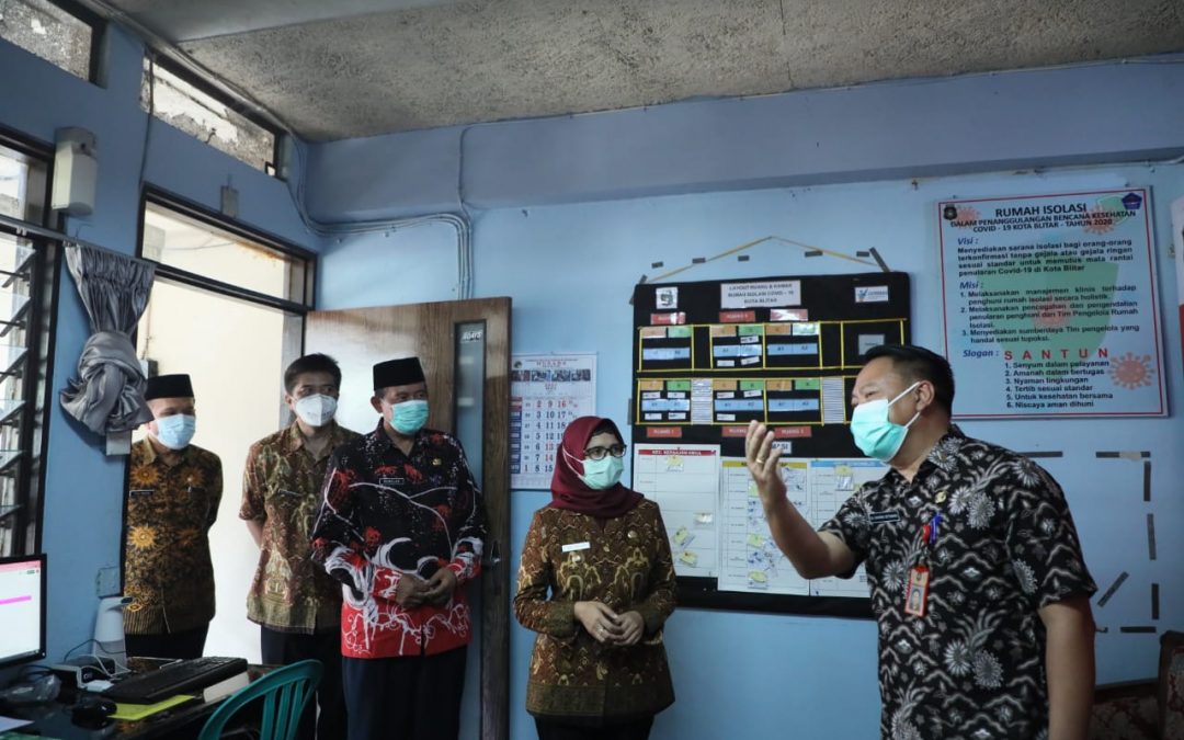 Bupati Blitar Kunjungi Rumah Karantina Pekerja Migran Indonesia (PMI)