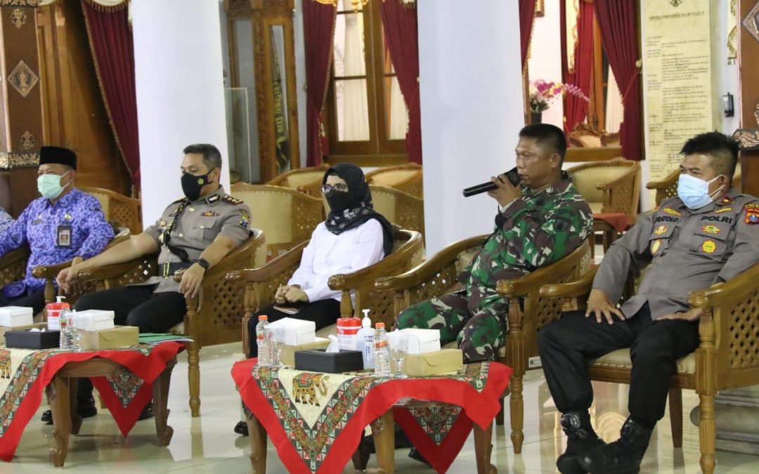 Masuk Urutan ke-6 Daerah dengan Grafik Angka Kematian yang Tinggi, Bupati Rini Tegaskan Agar Masyarakat Tetap Patuhi Protokol Kesehatan