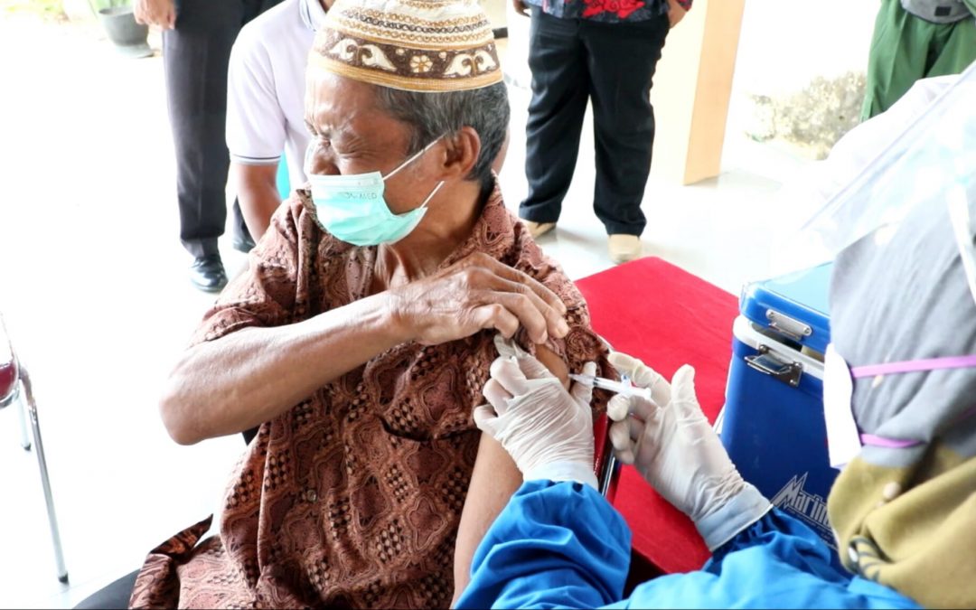 Cegah Covid-19, Pemkab Blitar Lakukan Vaksinasi di Setiap Desa