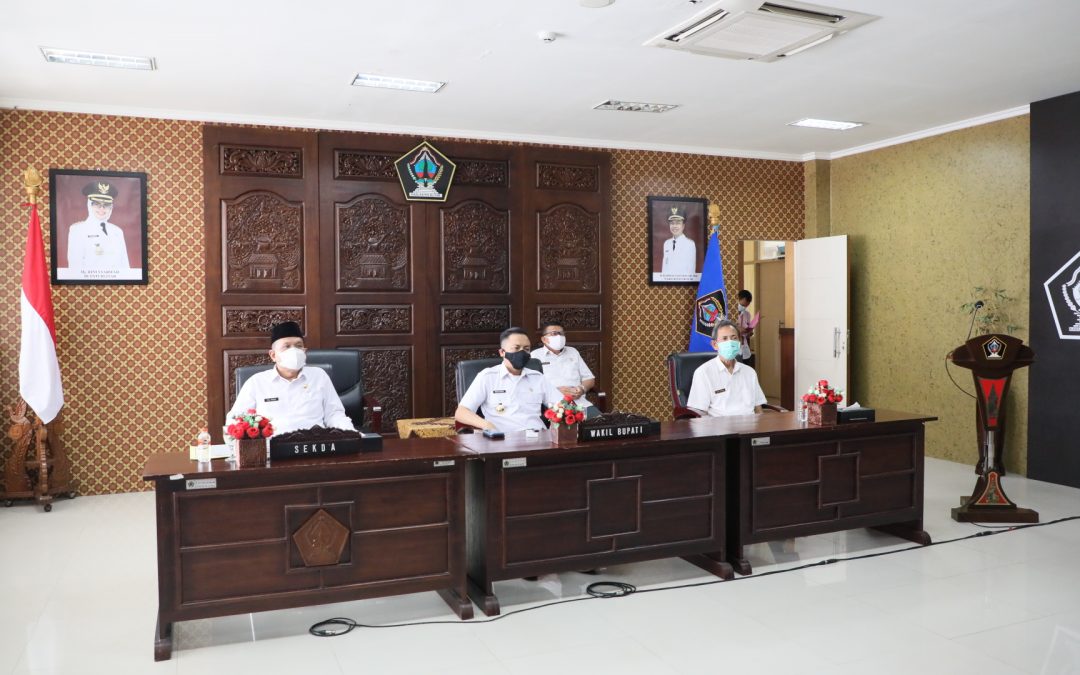 Wakil Bupati Blitar Menyaksikan Secara Virtual 3 Kecamatan Melakukan Penandatanganan Perjanjian Kerjasama Layanan Adminduk