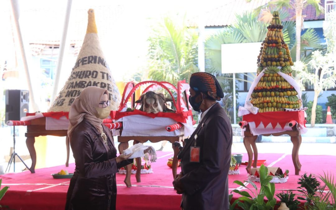 Bupati Blitar Tegaskan Larung Sesaji 1 Suro di Kabupaten Blitar Terus Dijaga dan Dilestarikan