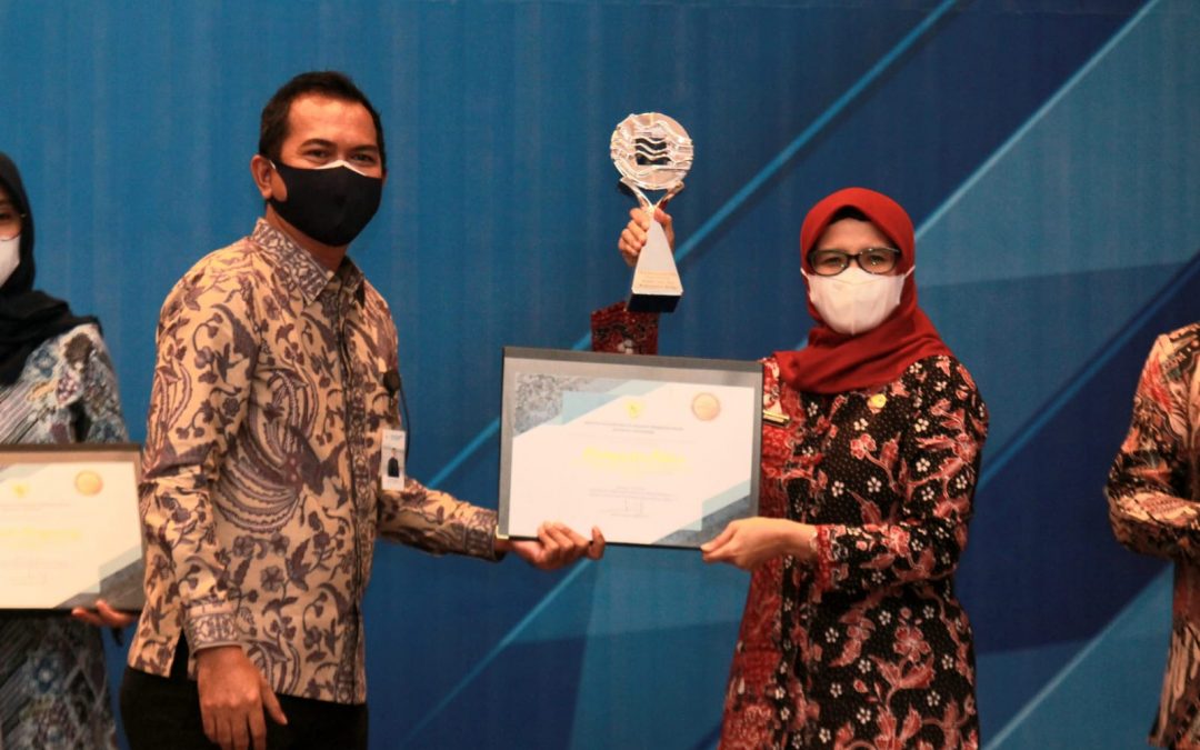 Pemkab Blitar Terima Penghargaan TPID Berprestasi