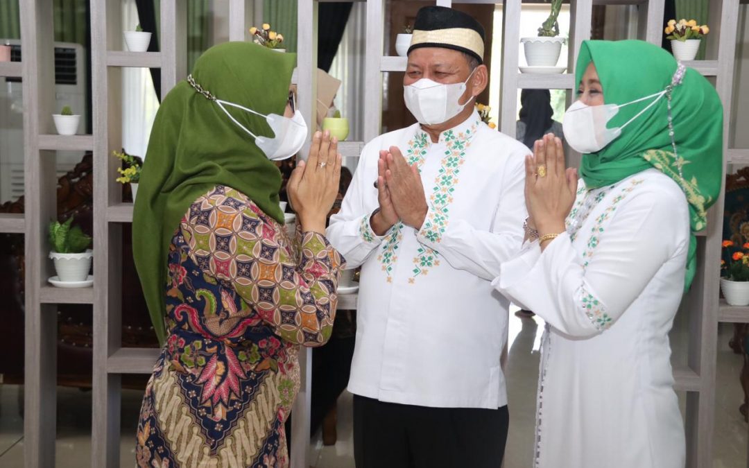 Bupati Rini Berkunjung ke Pemkab Lampung Timur