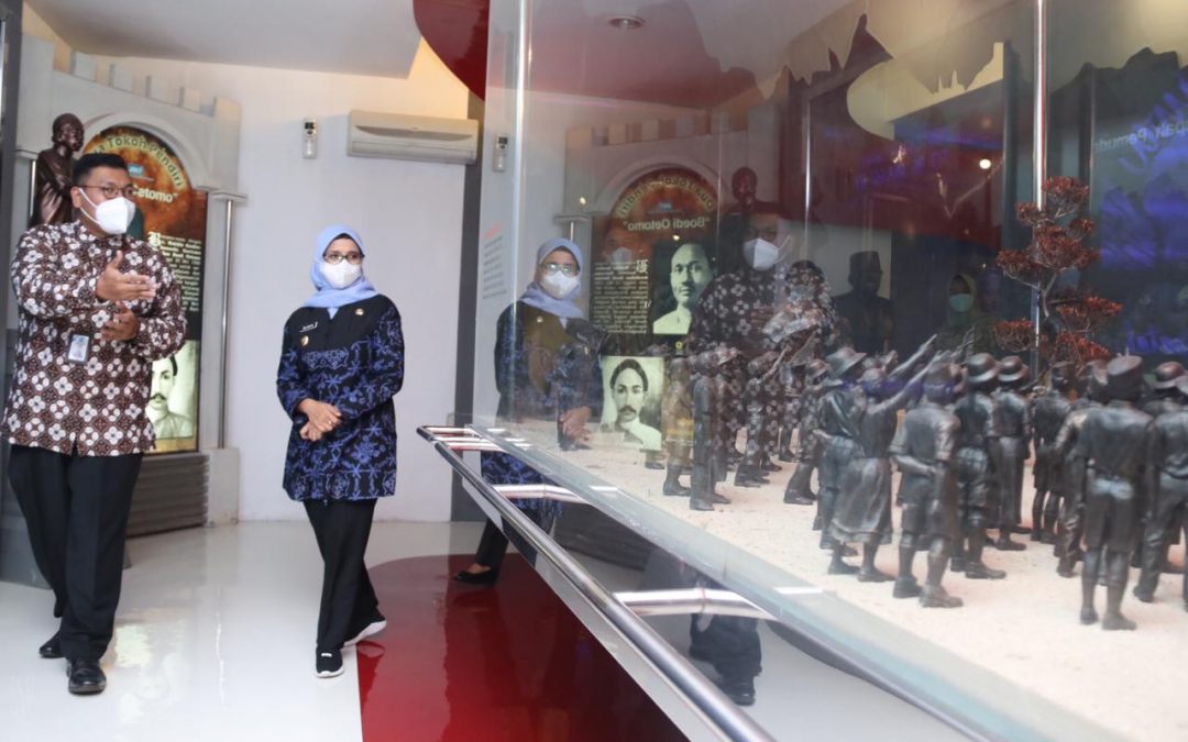 Bupati Rini Kunjungi ANRI dan Perpusnas RI