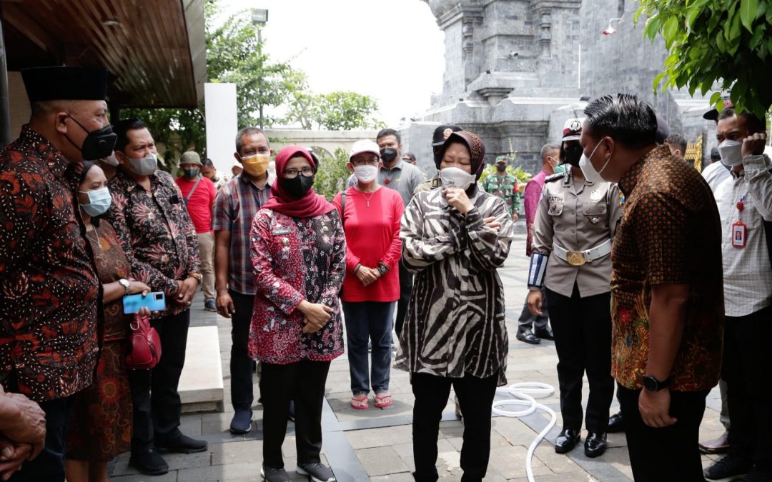 Dampingi Kunjungan Kerja Menteri Sosial RI, Rini Syarifah Bupati Blitar Jembatani Keluhan Peternak dengan Pemerintah Pusat