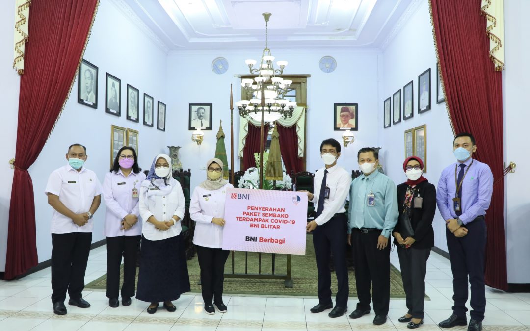 Pemkab Blitar Terima Bantuan Sembako Sebanyak 100 Paket dari BNI 46 Cabang Blitar