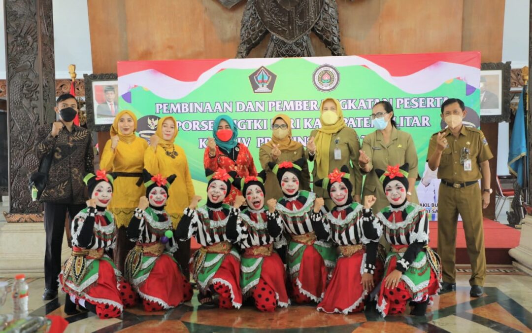 Mak Rini Berangkatkan Kontingen Porseni IGTKI PGRI ke-XIV Kabupaten Blitar Tingkat Provinsi Jatim