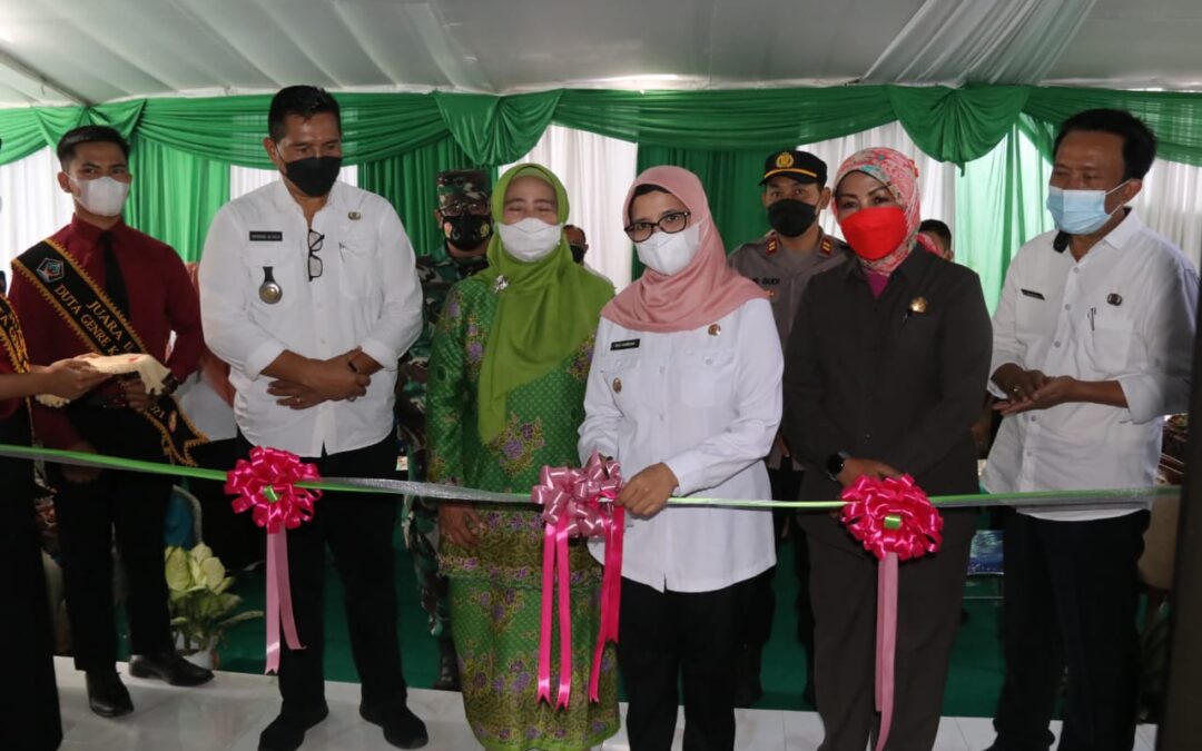 Sukseskan Program Keluarga Berencana, Bupati Blitar Resmikan Balai Penyuluhan KB