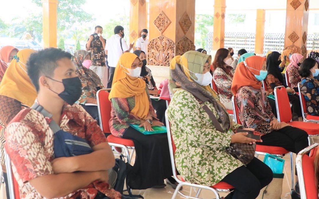 Tingkatkan Ketrampilan PMI, Disnaker Pemkab Blitar Gelar Pelatihan Pak Camat PMI