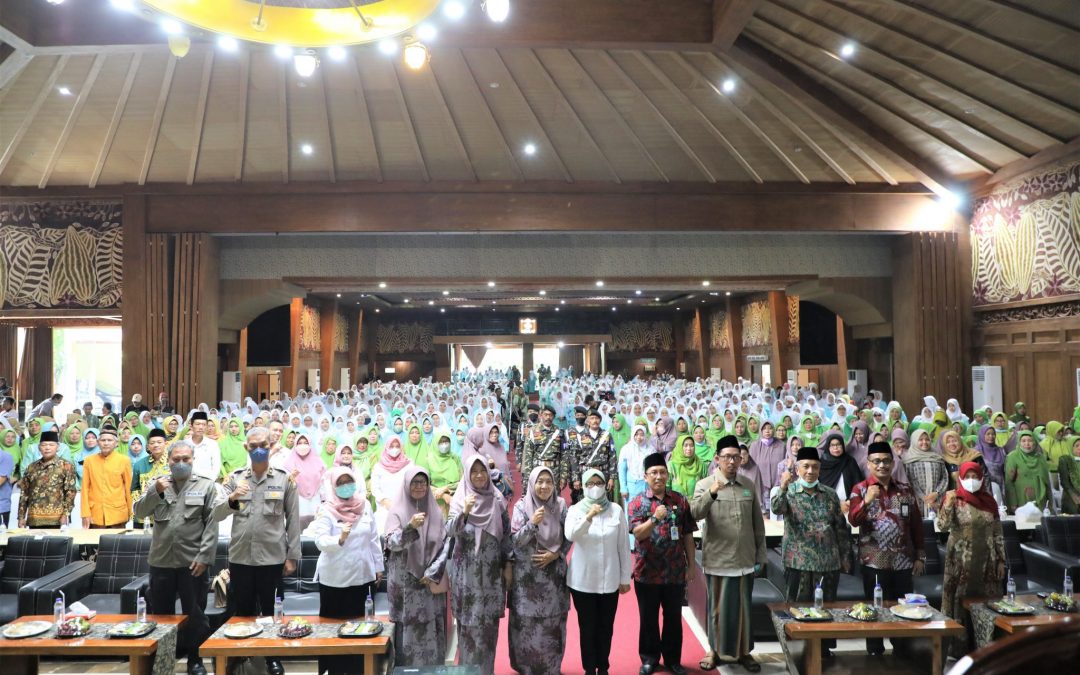 Hadiri Halal Bihalal IGKBM NU dan IGTKM NU, Mak Rini Sampaikan Pesan Pembiasaan Bahasa Jawa Kromo Inggil untuk Anak-anak Usia Dini