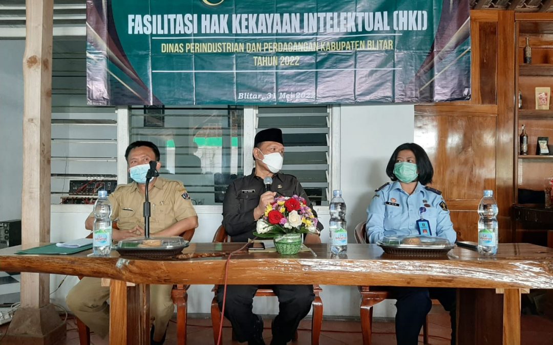 Cegah Terjadinya Kerugian, Sekda Izul Minta Pelaku Usaha di Kabupaten Blitar Segera Mendaftarkan Hak Kekayaan Intelektual atas Produknya