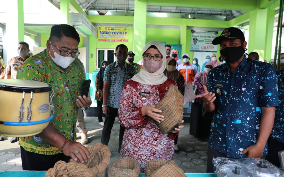 Dukung Potensi Desa, Mak Rini Apresiasi Potensi Desa Modangan dan Krenceng Kecamatan Ngleggok