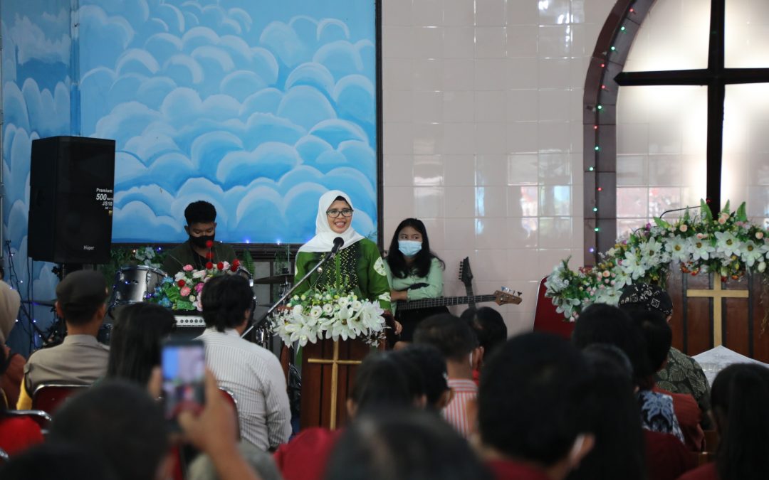 Bupati Blitar Tinjau Gereja dan Sapa Umat Kristiani