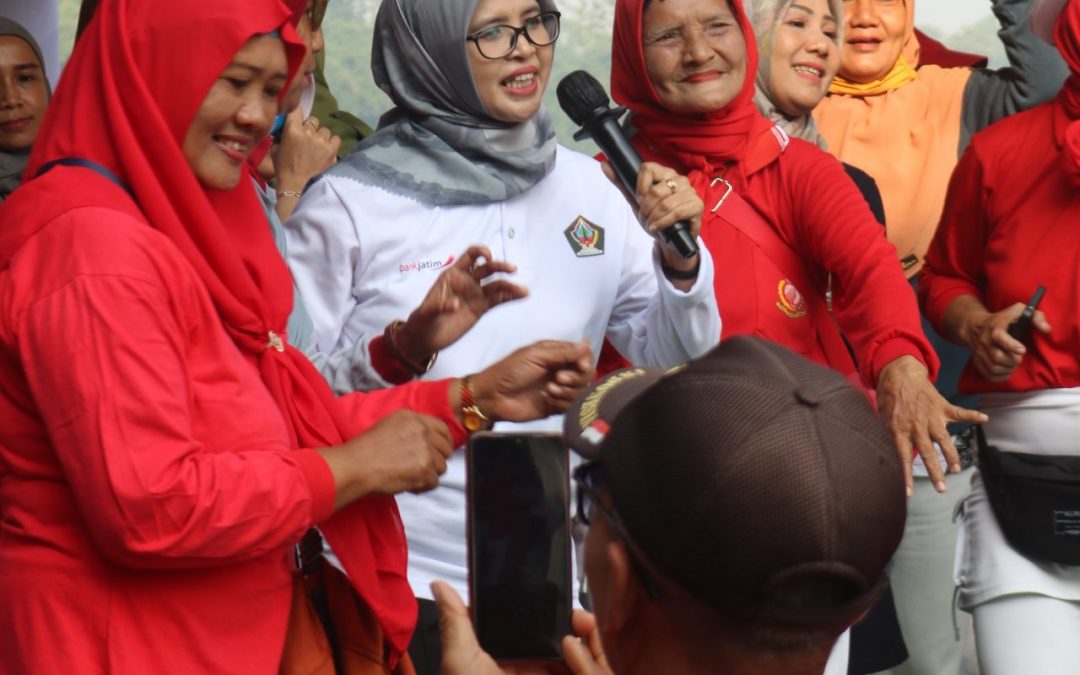 Bupati Blitar Menghadiri Peringatan Hari Lanjut Usia Nasional ke-27 Tahun