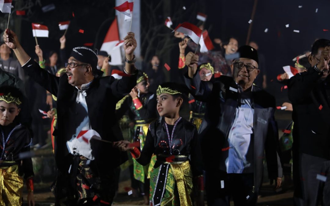 Festival Kopi di De Karanganjar Koffieplantage Desa Modangan Nglegok