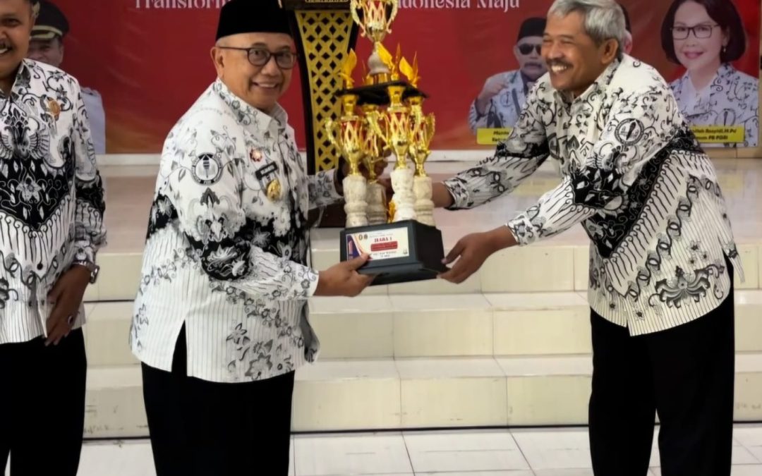 Bupati Blitar Menghadiri Konferensi PGRI Kabupaten Blitar
