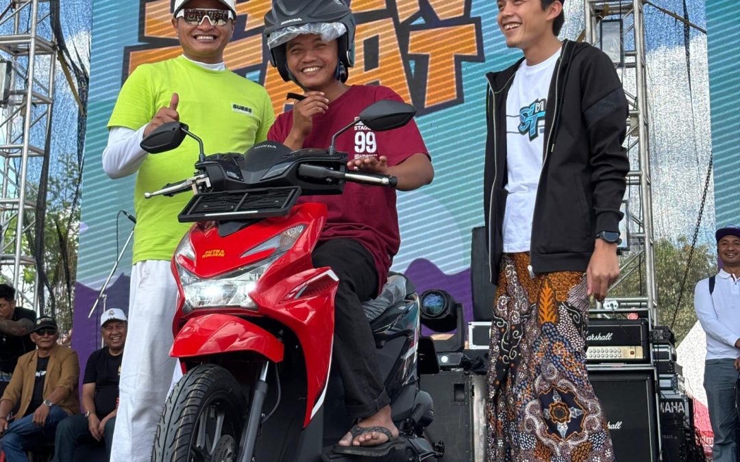 Wakil Bupati Blitar Beky Hardihansah Hadiri Jalan Sehat Bersama Sabilu Taubah