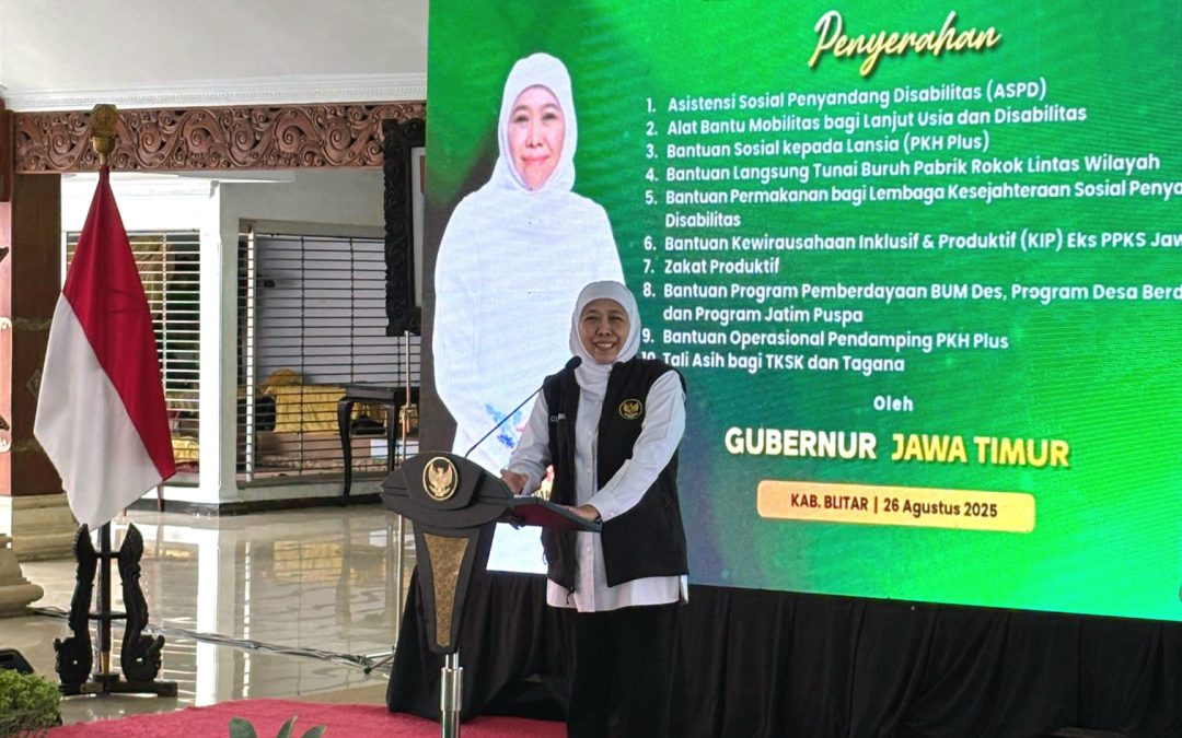 Gubernur Jawa Timur Lakukan Kunjungan Kerja di Kabupaten Blitar Dalam Kegiatan Sapa Bansos