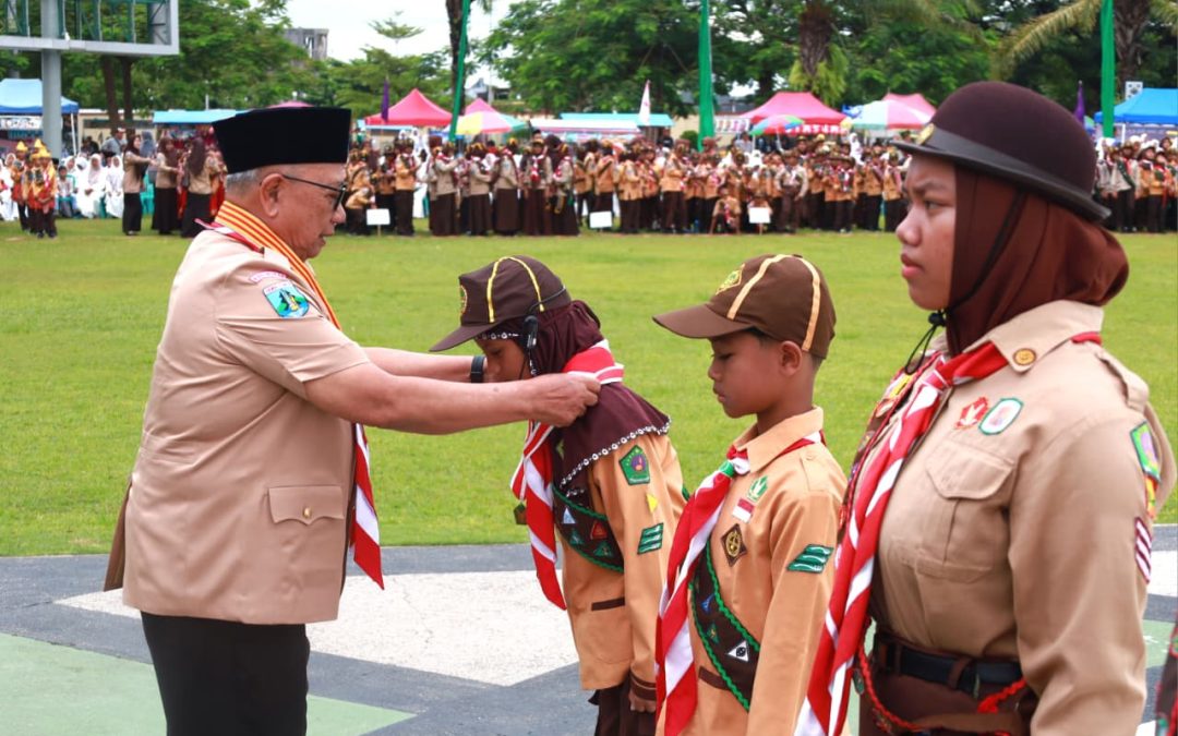 Bupati Blitar Lantik Garuda Sako Pramuka Maarif