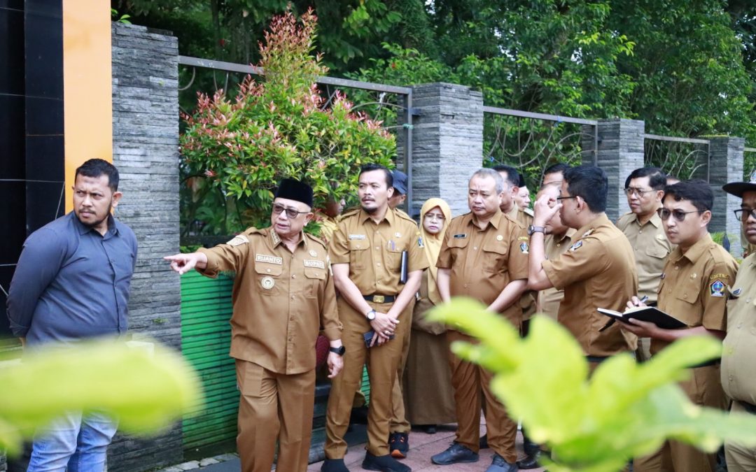 Perkuat Wajah Ibu Kota dan Wisata Religi, Bupati Blitar Tinjau Sejumlah Proyek Strategis