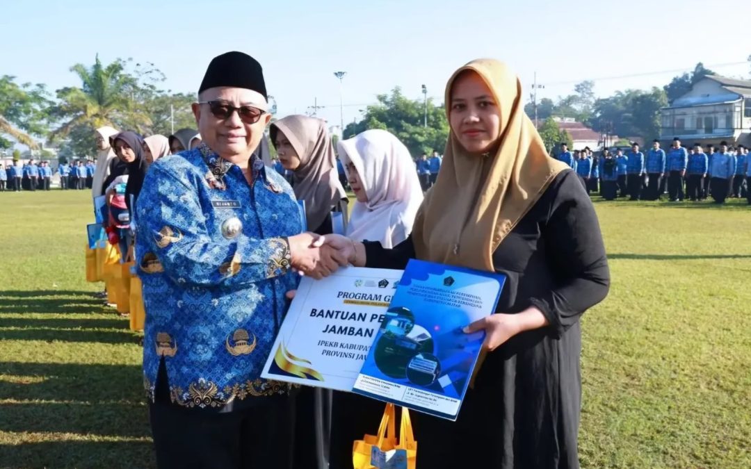 Upacara Dalam Rangka Peringatan Hari Keluarga Nasional (Harganas) ke-33