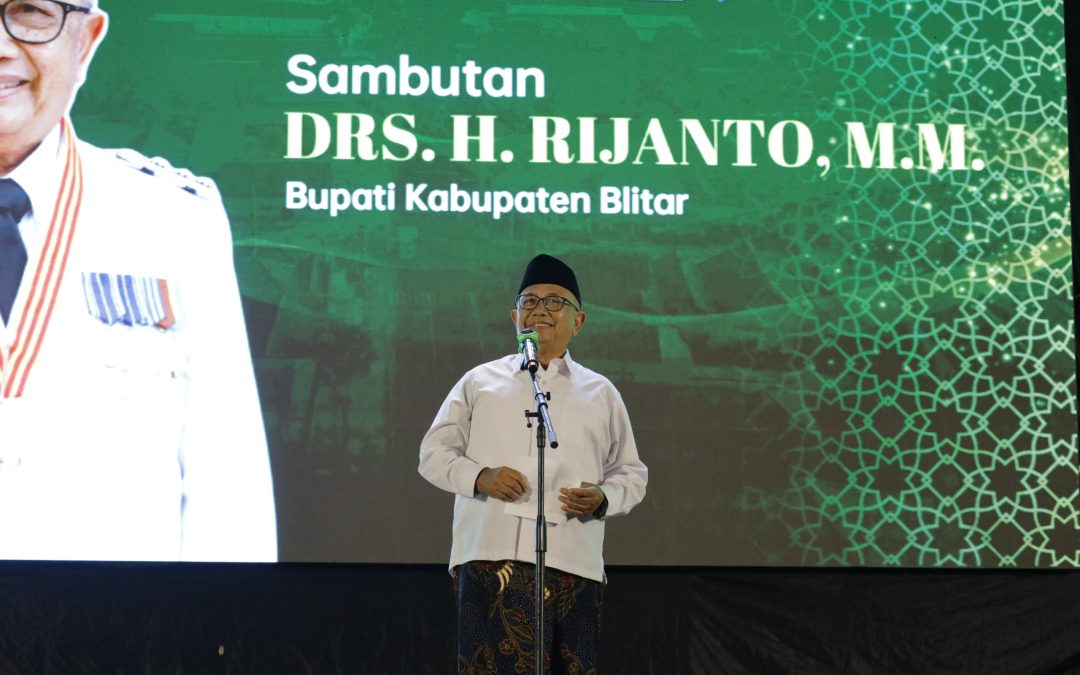 Pimpin Apel Hari Santri Nasional 2026 di Udanawu, Bupati Blitar Ajak Santri Kuatkan Negeri Menuju Indonesia Emas